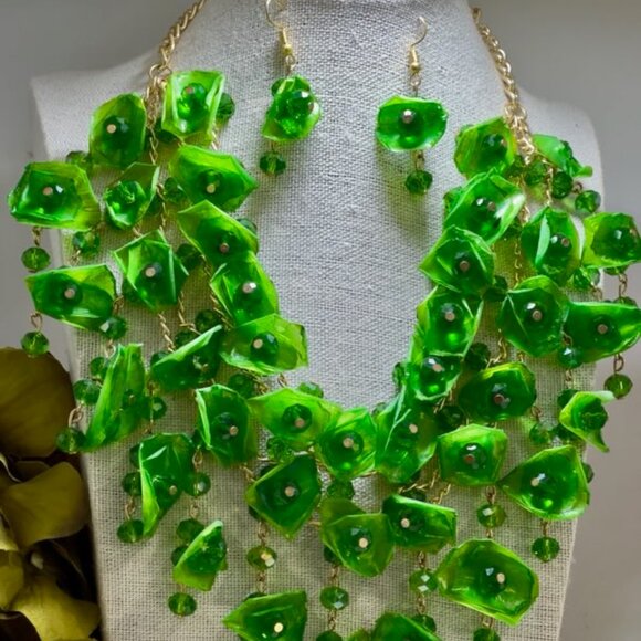 Handcrafted Fish Scale Necklace Eco Boho Jewelry Made from Escamas de Pescado - Picture 1 of 4